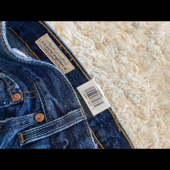 Levi 501 Jeans - Picture 5 of 7